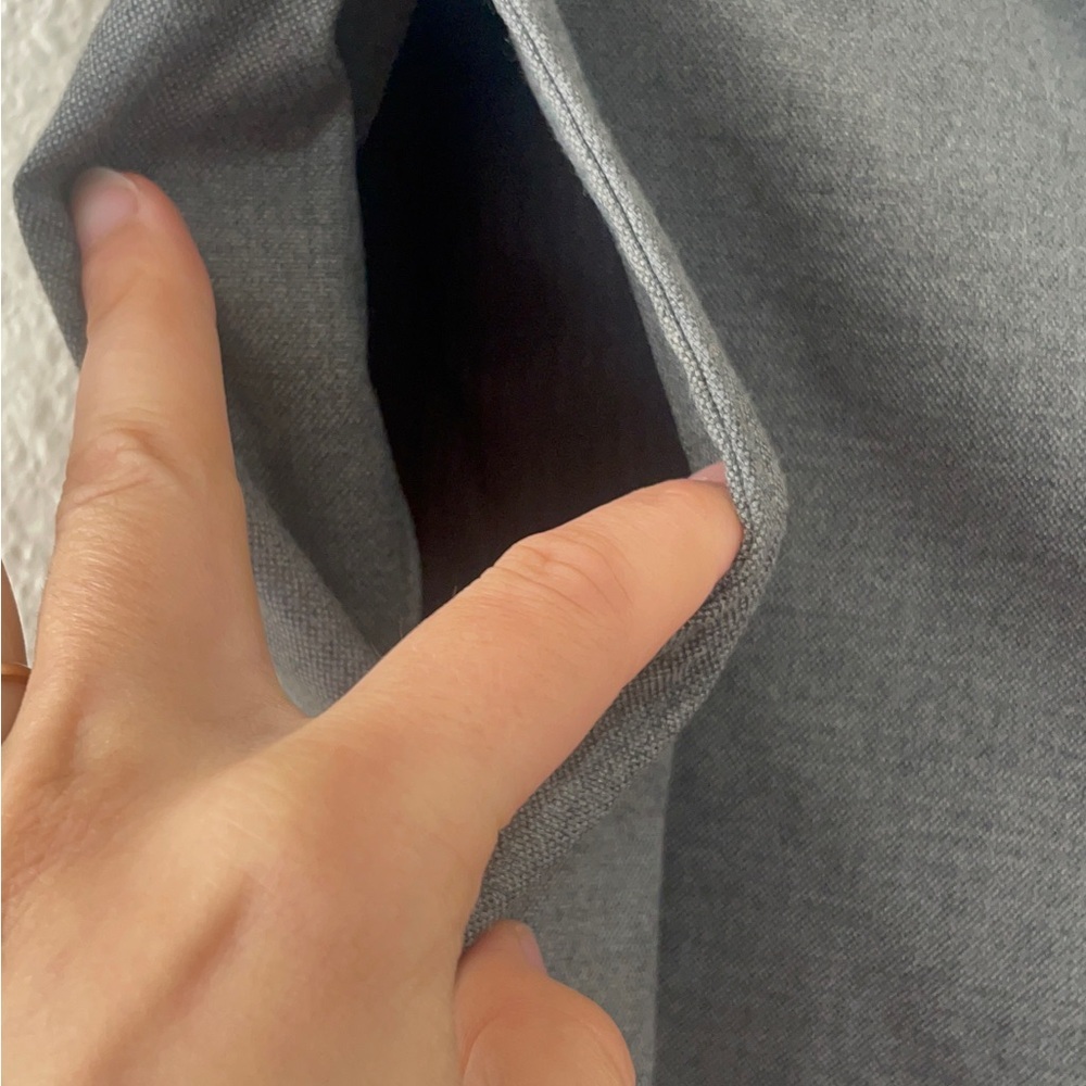 Men's Elegant Gray Dress Pants - Picture 4 of 11